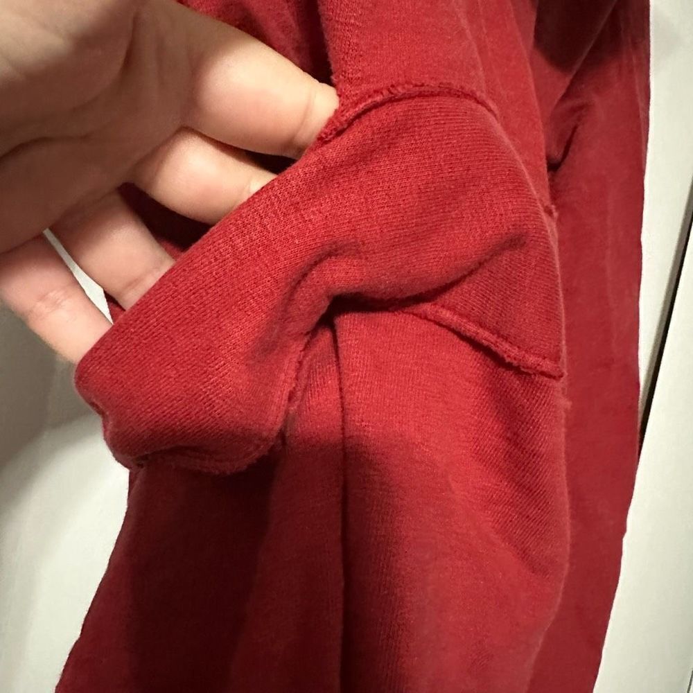 Lucky brand red jacket/robe/hoodie with attached adjustable belt , hooded robe - Picture 5 of 5